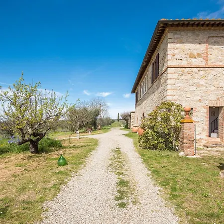 Casale *